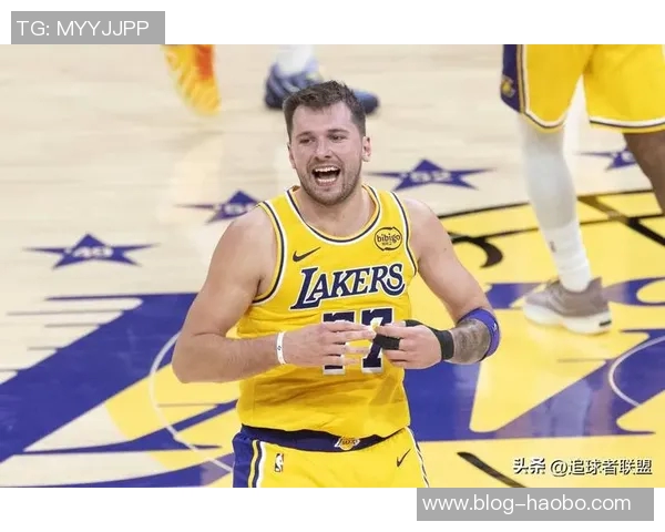 老詹东契奇接连受伤岁月无情显现詹姆斯状态下滑的无奈与挑战